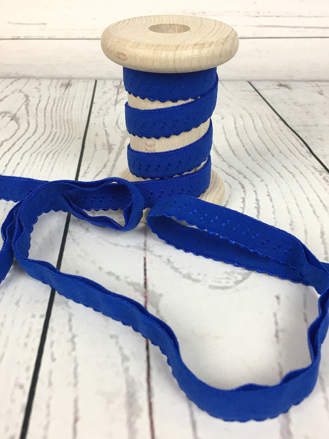 schr-gband-elastisch-herz-royalblau-2