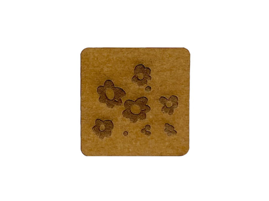 snappap-label-zum-annaehen-quadrat-bluemchen