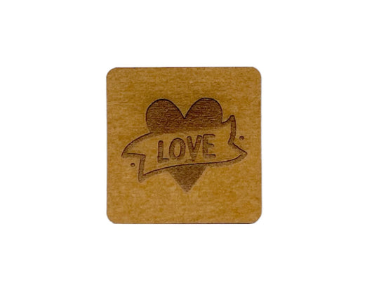 snappap-label-zum-annaehen-valentinstag-quadrat-LOVE-herz