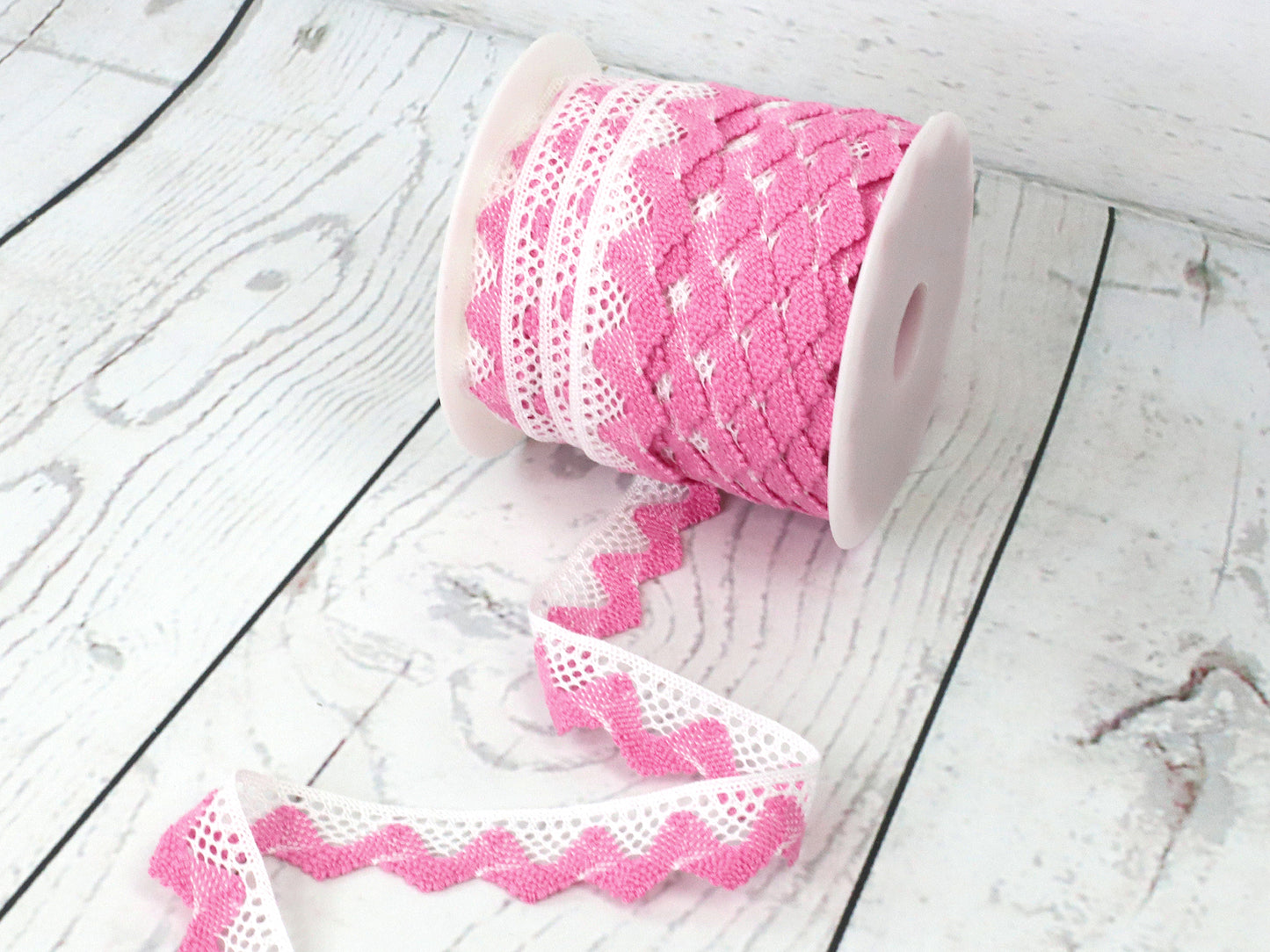 spitze-band-zierband-welle-zweifarbig-weiss-rosa