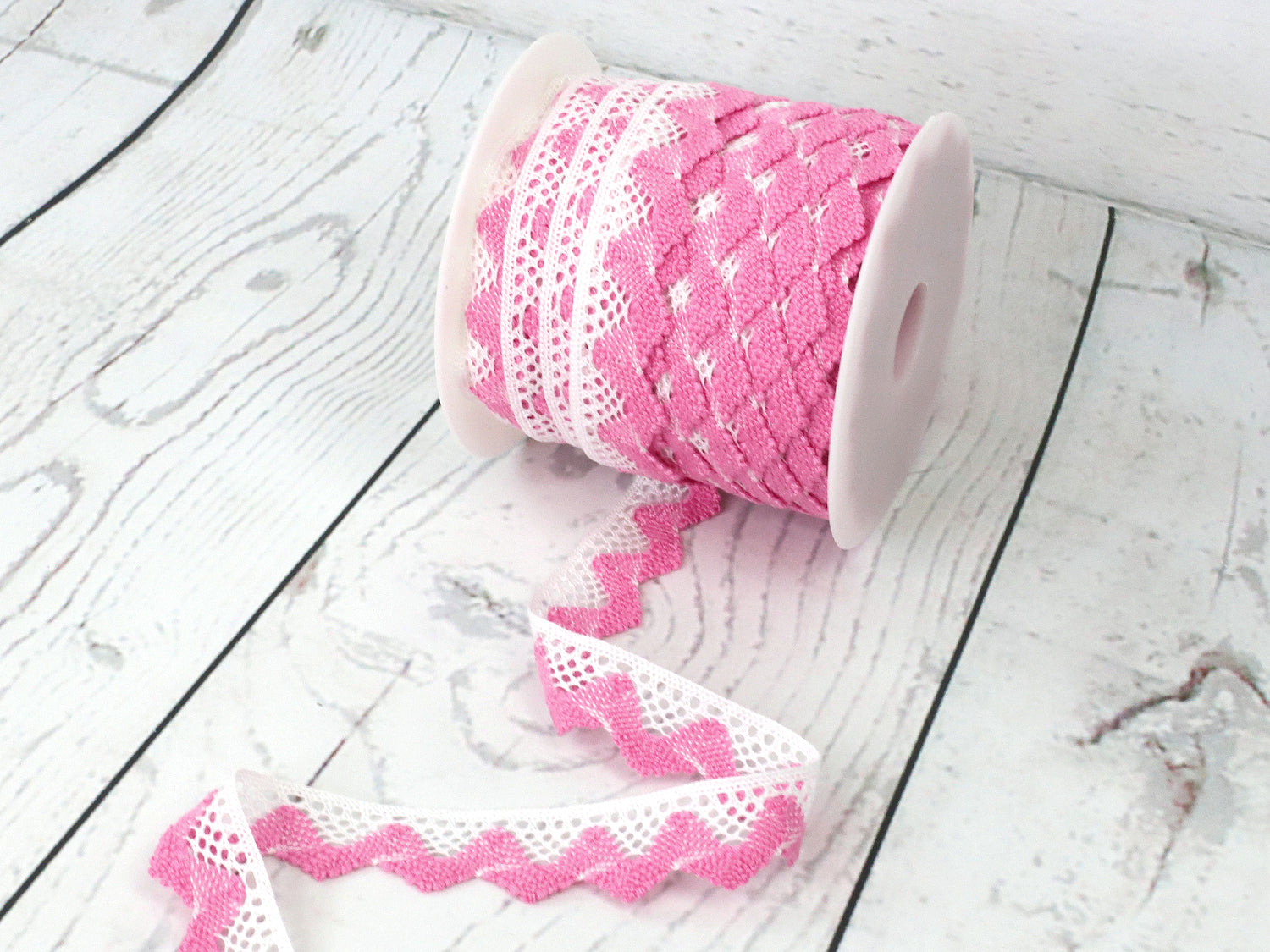 spitze-band-zierband-welle-zweifarbig-weiss-rosa