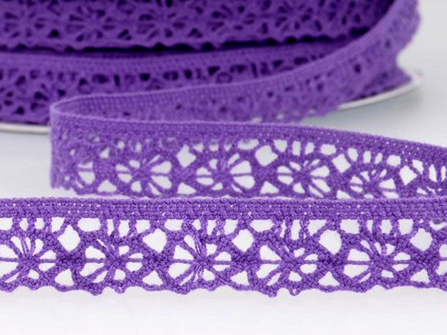 bobbin lace 15mm - purple