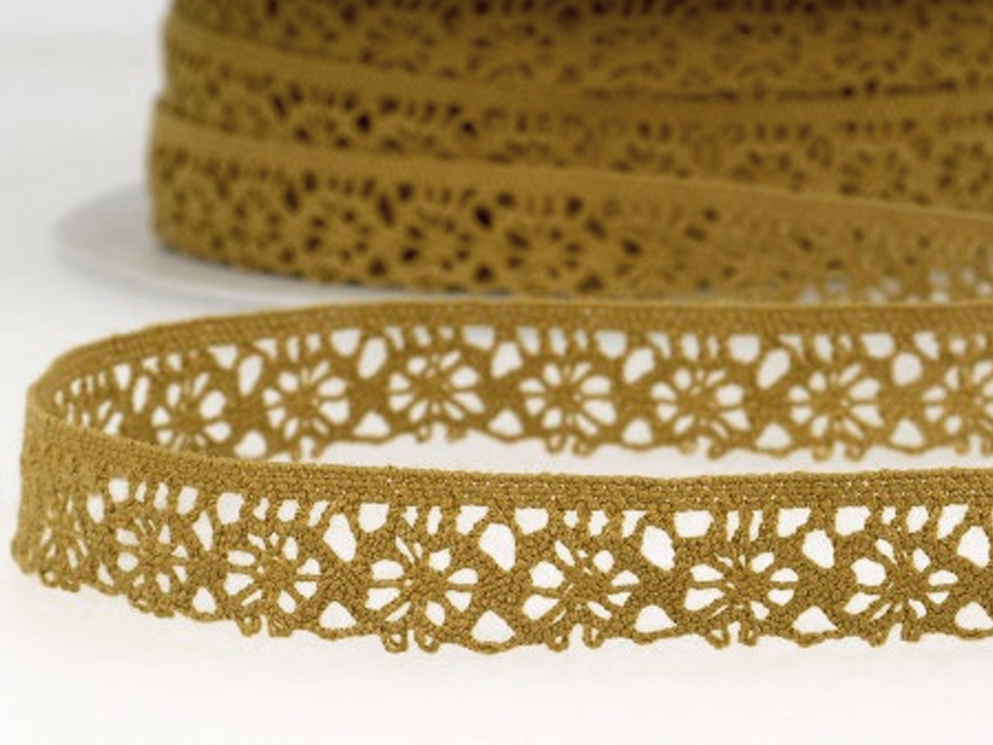 bobbin lace 15mm - olive