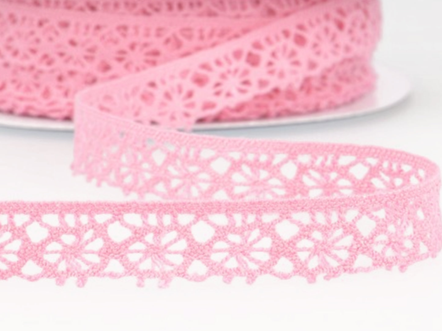 bobbin lace 15mm - pink