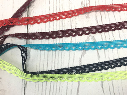 marine lace trim 11mm - zarte Spitze in verschiedenen Farben für kreative Nähprojekte.