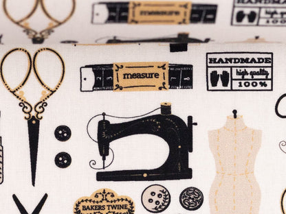 stoff-baumwolle-baumwollstoff-swafing-kim-naehutensilien-naehmaschine-schere-garn-weiss-2