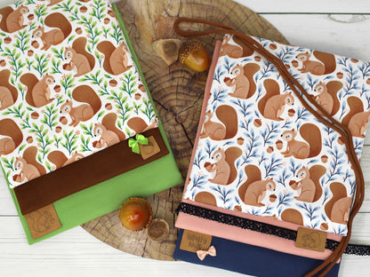 stoff-baumwolle-french-terry-sommersweat-kathi-kunterbunt-herbst-winetr-autumn-fall-eichel-blaetter-laub-eichhoernchen-tier-waldtier-waldfreunde-serie