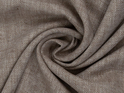 Leinen-Baumwolle Mischgewebe PAUL - FISCHGRAT, hellbraun meliert in einer eleganten Herringbone-Struktur.