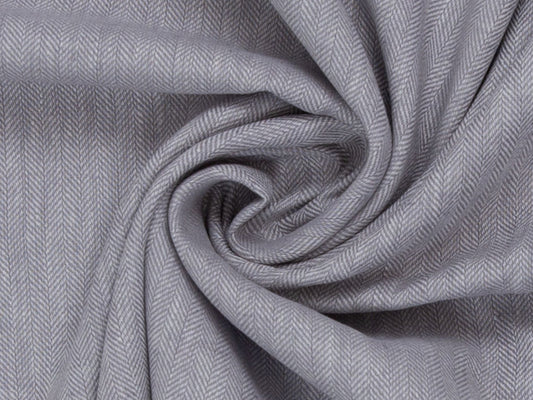 Leinen-Baumwolle Mischgewebe PAUL - FISCHGRAT, hellgrau meliert in einem Stoffdesign mit diagonalen Herringbone-Muster.