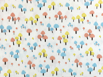 stoff-baumwolle-mushrooms-weiss