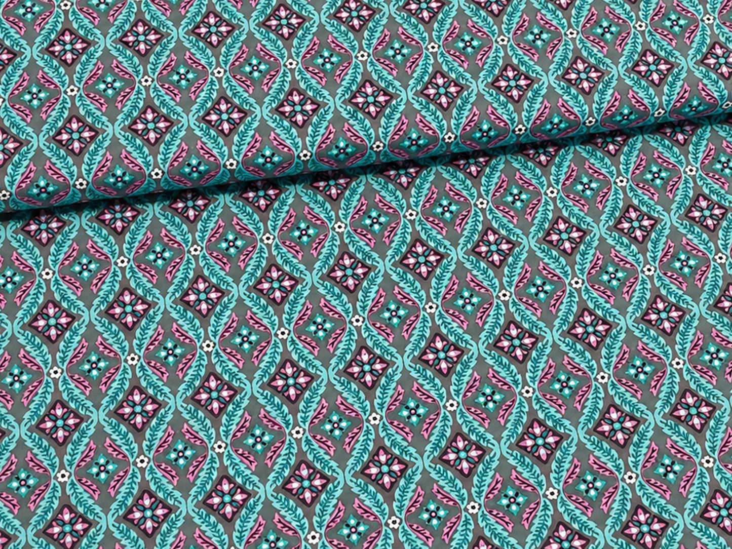 Patchworkstoff - Baumwolle Stoff - Lottie in buntem Design zum Patchwork baumwolle stoff kaufen.