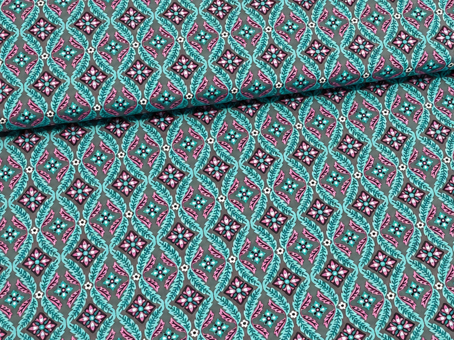 Patchworkstoff - Baumwolle Stoff - Lottie in buntem Design zum Patchwork baumwolle stoff kaufen.