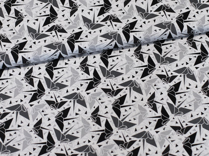 Patchworkstoff - Baumwolle Stoff - Crane in schwarz-weißem Mosaikstil, ideal für kreative Nähprojekte.