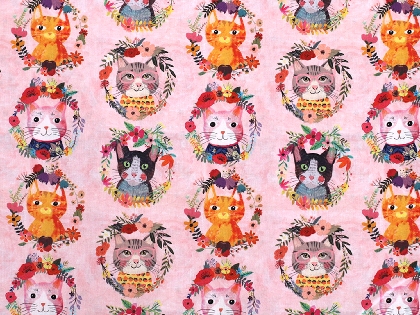 Patchworkstoff - Baumwolle Stoff - Pink Kitty Wreath mit bunten Katzen und Blumen auf pinkem Hintergrund.