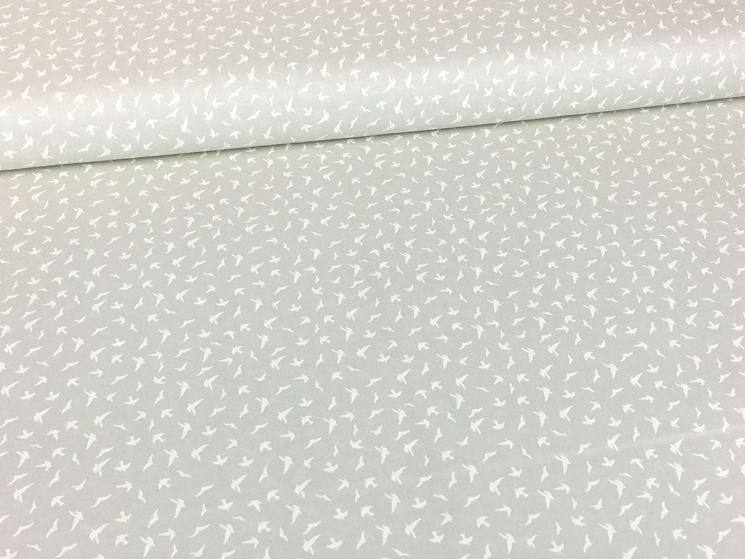 stoff-baumwolle-whisper-bird-hellgrau-2
