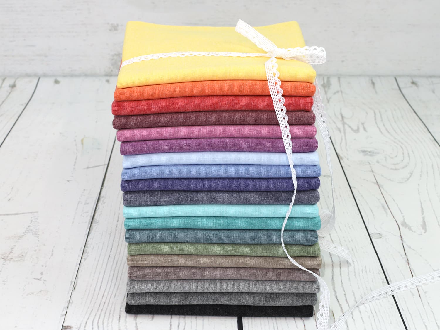 stoff-buendchen-buendchenstoff-verschiedene-farben-weiss-meliert-melange