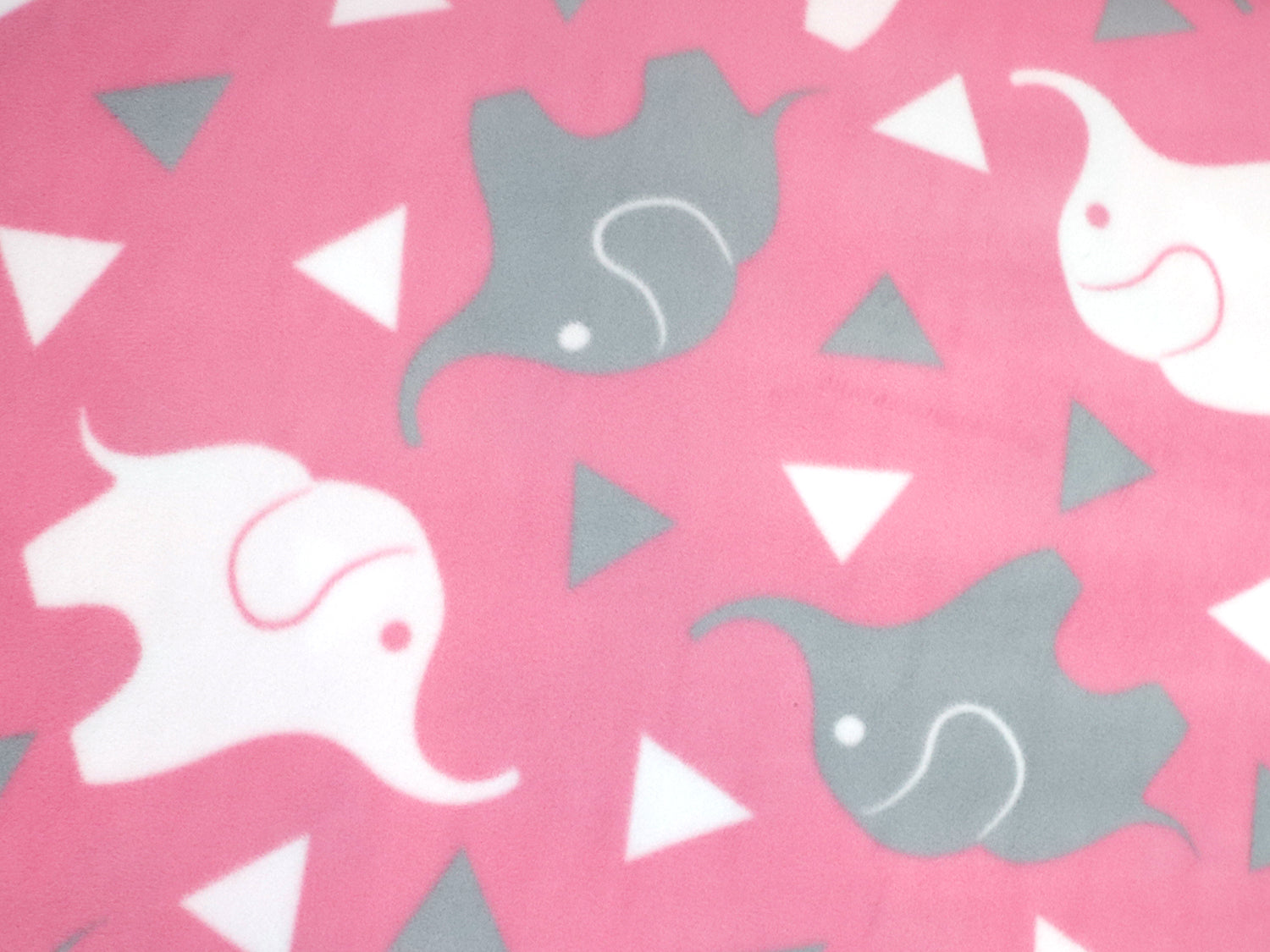 stoff-fleece-elefant-dreiecke-rosa-2