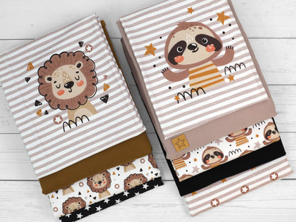 stoff-french-terry-sommersweat-sweat-unangeraut-kathi-kunterbunt-faultier-loewe-sterne-braun-ocker-serie-panel-2