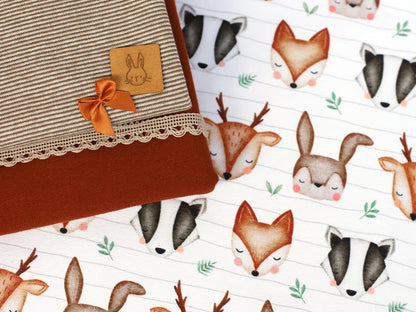 stoff-french-terry-sommersweat-unangeraut-herbst-waldtiere-waldfreunde-fuchs-dachs-reh-hase-into-the-wild-6