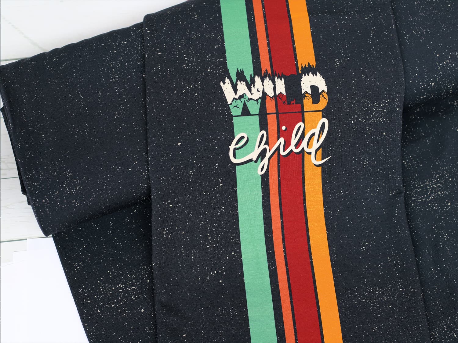 stoff-french-terry-sommersweat-unangeraut-swafing-bienvenido-colorido-wild-child-3