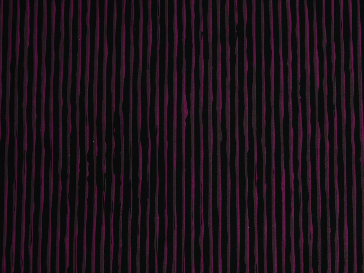 stoff-french-terry-sommersweat-unangeraut-swafing-thorsten-berger-woodland-woodprint-stripes-lila-pink