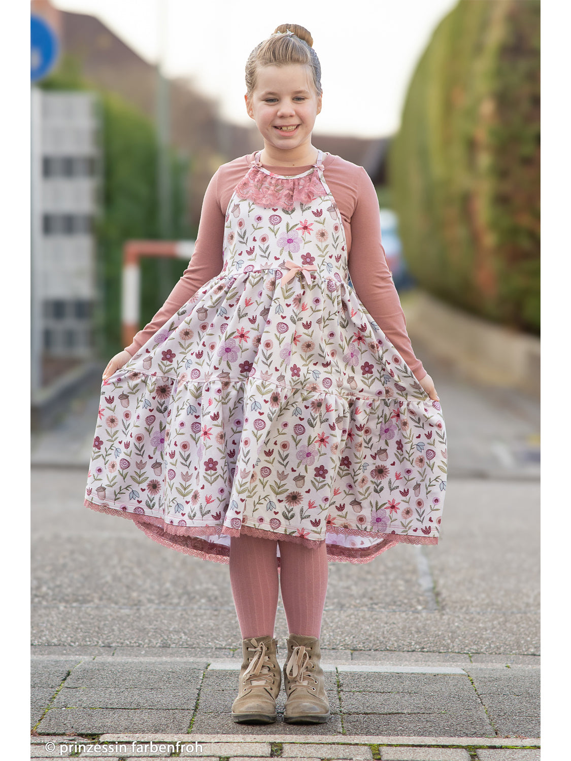 French Terry Stoff - Embroidery Flowers