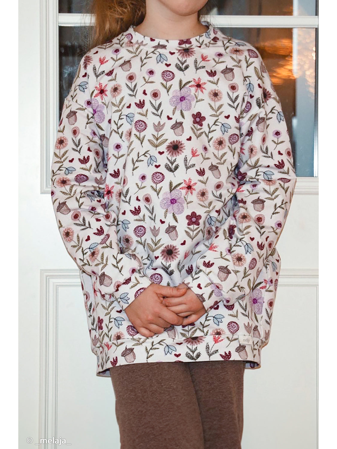 French Terry Stoff - Embroidery Flowers