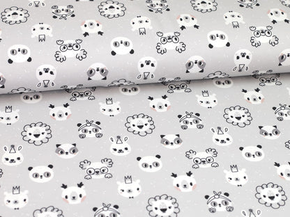 stoff-french-terry-sweat-sommersweat-baumwolle-tiere-baby-animals-kleine-wildtiere-kopf-koepfe-tupfen-loewe-koala-katze-reh-baer-panda-waschbaer-grau-weiss-2