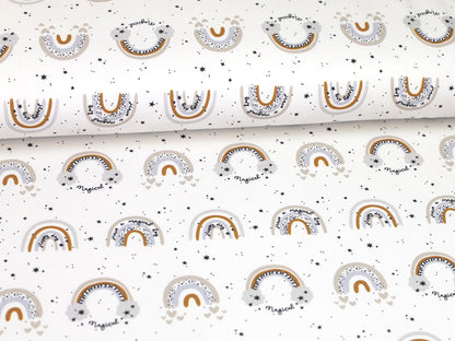 stoff-french-terry-sweat-sommersweat-baumwolle-tiere-baby-animals-kleine-wildtiere-regenbogen-have-a-magical-day-grau-beige-ocker-weiss-2