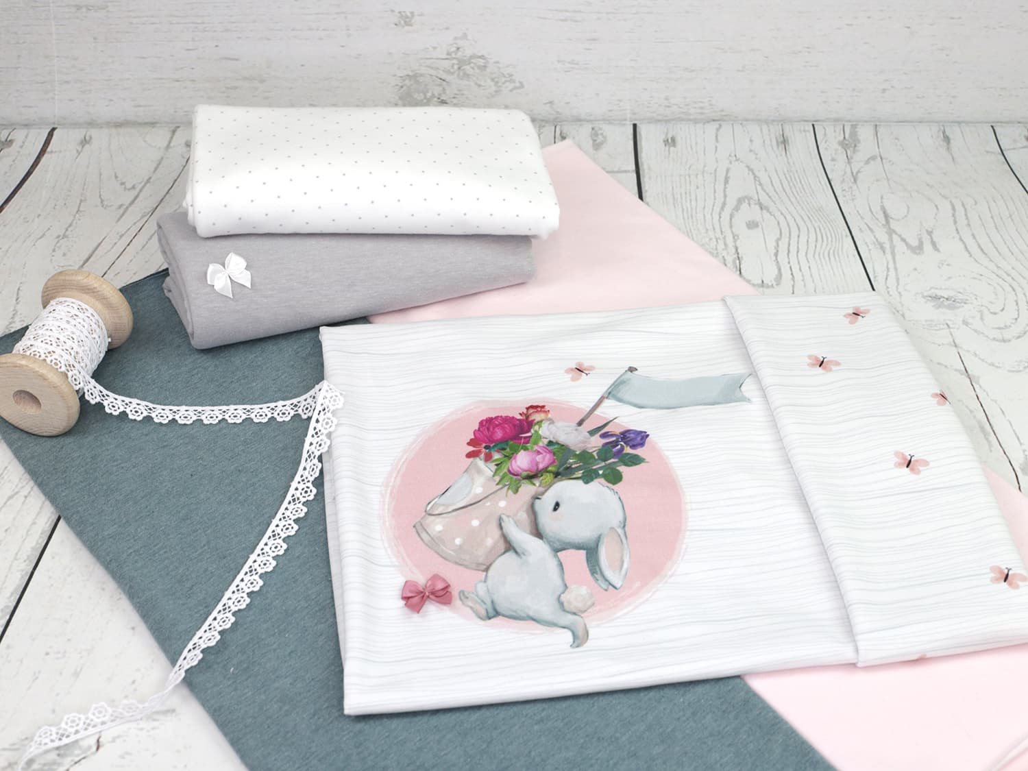 stoff-jersey-baumwolle-baumwolljersey-fruehling-sommer-panel-ostern-hase-mit-korb-scribble-streifen-schmetterling-3