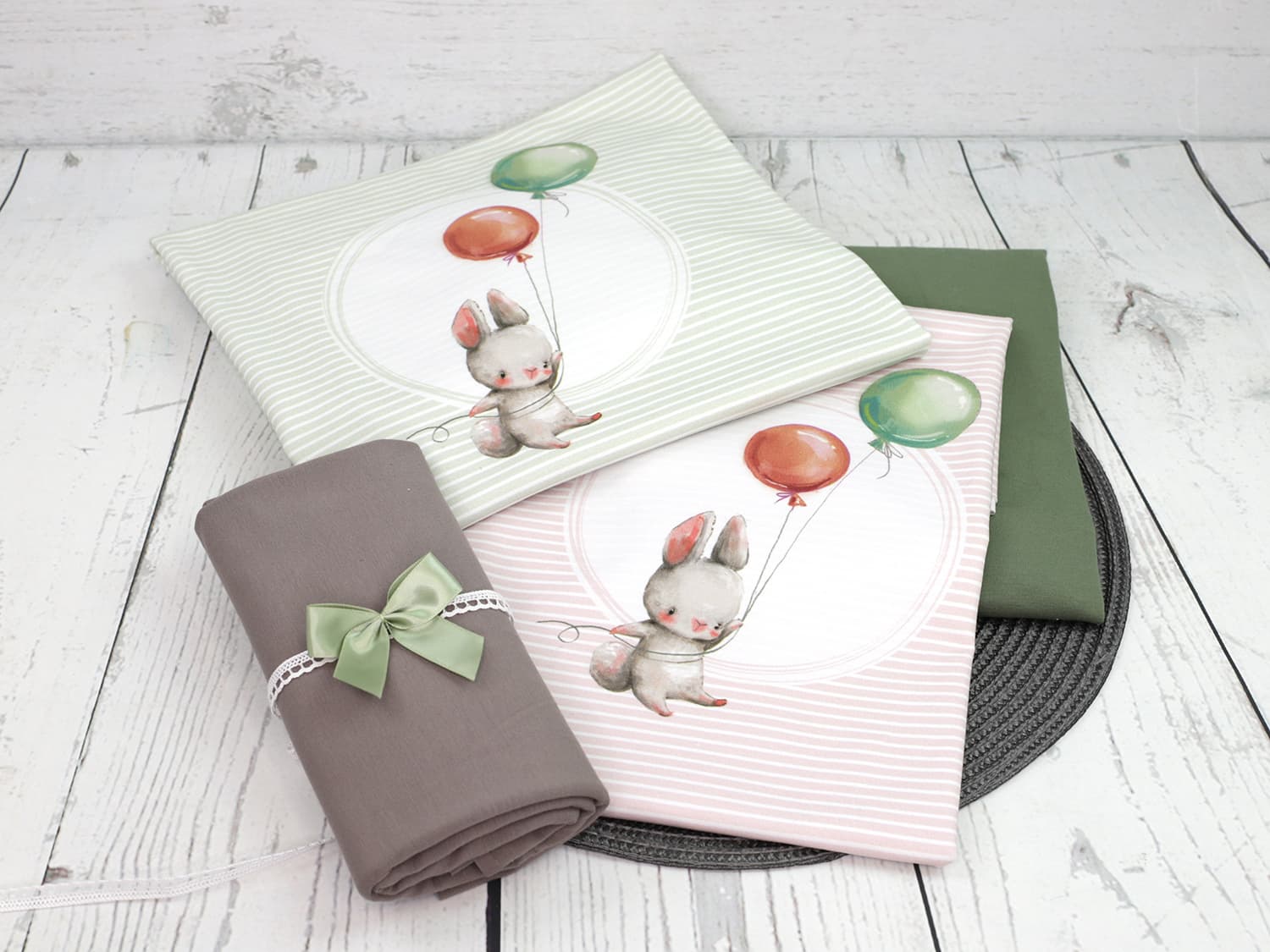stoff-jersey-baumwolle-baumwolljersey-fruehling-sommer-streifen-ringel-eigenproduktion-kathi-kunterbunt-lets-fly-hase-luftballon-gruen-und-rosa-2