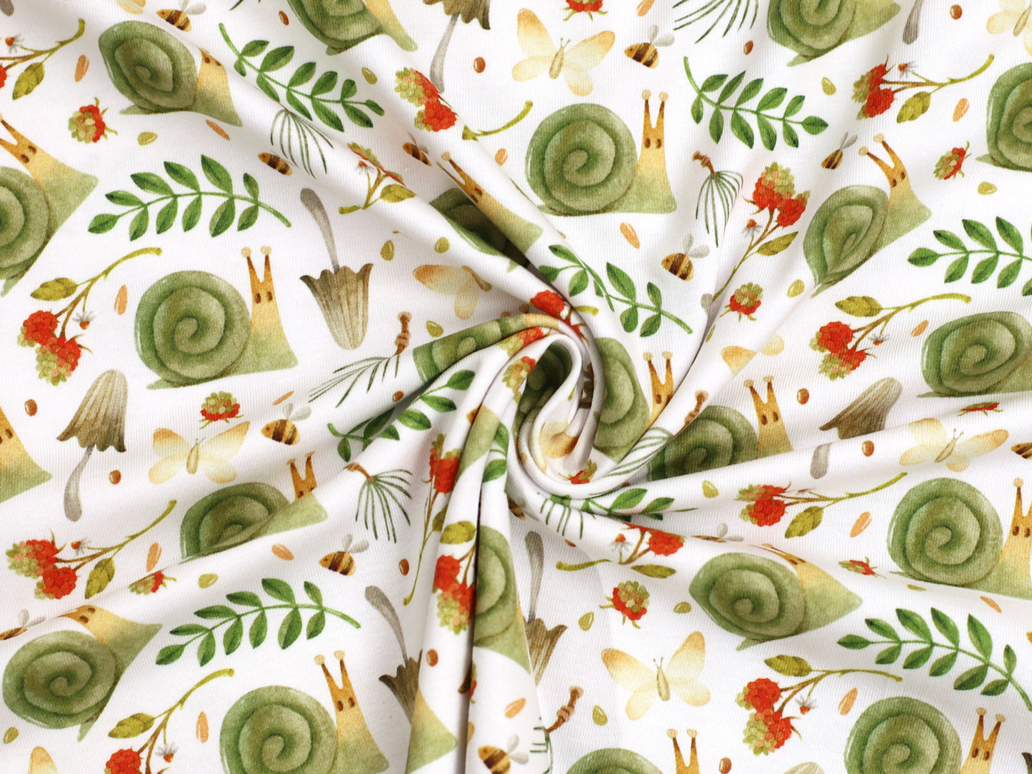 herbstmotiv jersey stoff mit buntem Schnecken- und Herbstmotiv auf hellem Hintergrund