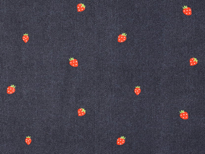 Jersey Stoff - Jeans-Optik - Erdbeere, dunkelblau mit Erdbeeren auf dunkelblauem Hintergrund, ideal für Bekleidung.
