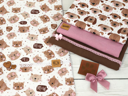 stoff-jersey-baumwolle-baumwolljersey-kathi-kunterbunt-katze-katzen-tier-meow-sprechblase-tupfen-punkte-braun-hunde-serie
