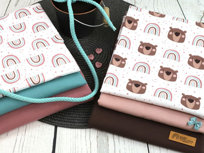 stoff-jersey-baumwolljersey-baumwolle-kathi-kunterbunt-baer-teddy-teddybear-regenbogen-rainbow-kleckse-tupfen-altrosa-2