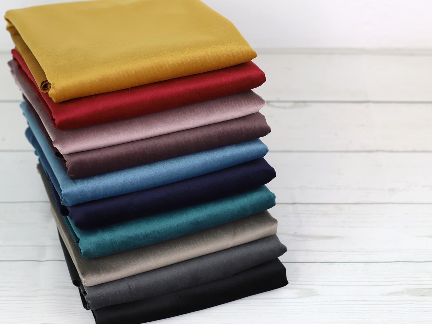 stoff-moebel-samt-velvet-uni-einfarbig-verschiedene-farben