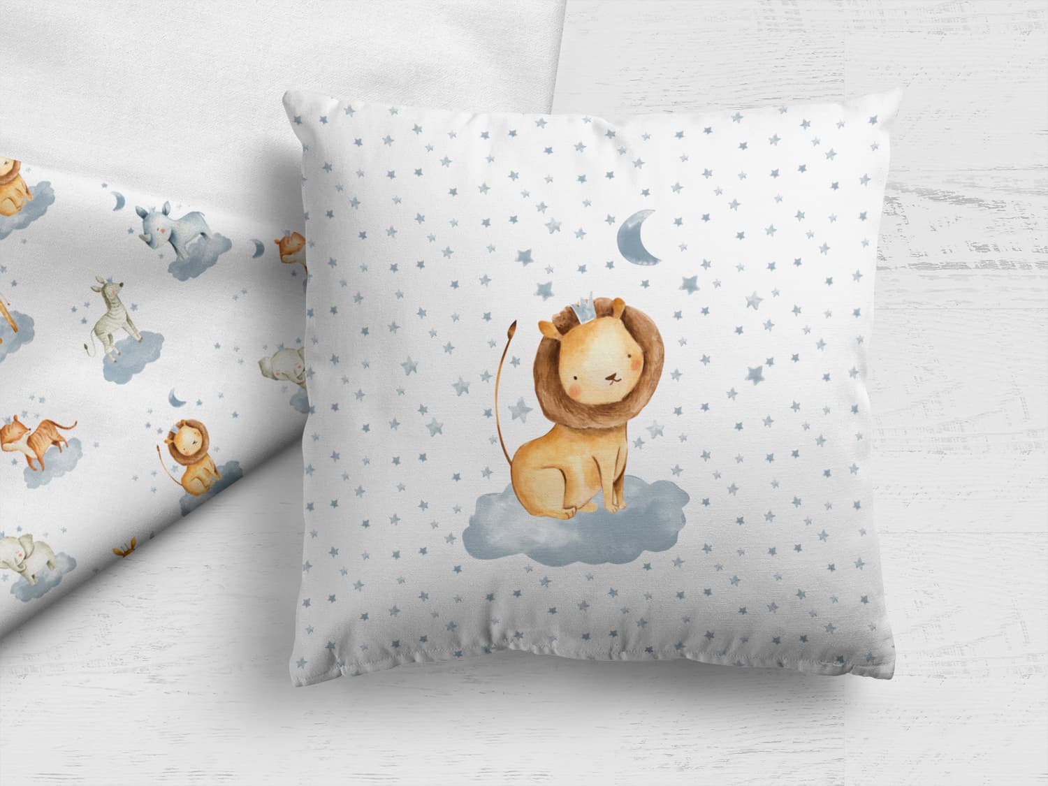 stoff-panel-french-terry-sommersweat-sweat-unangeraut-decke-kissen-diy-loewe-elefant-wildtiere-wolke-blau-naehbeispiel