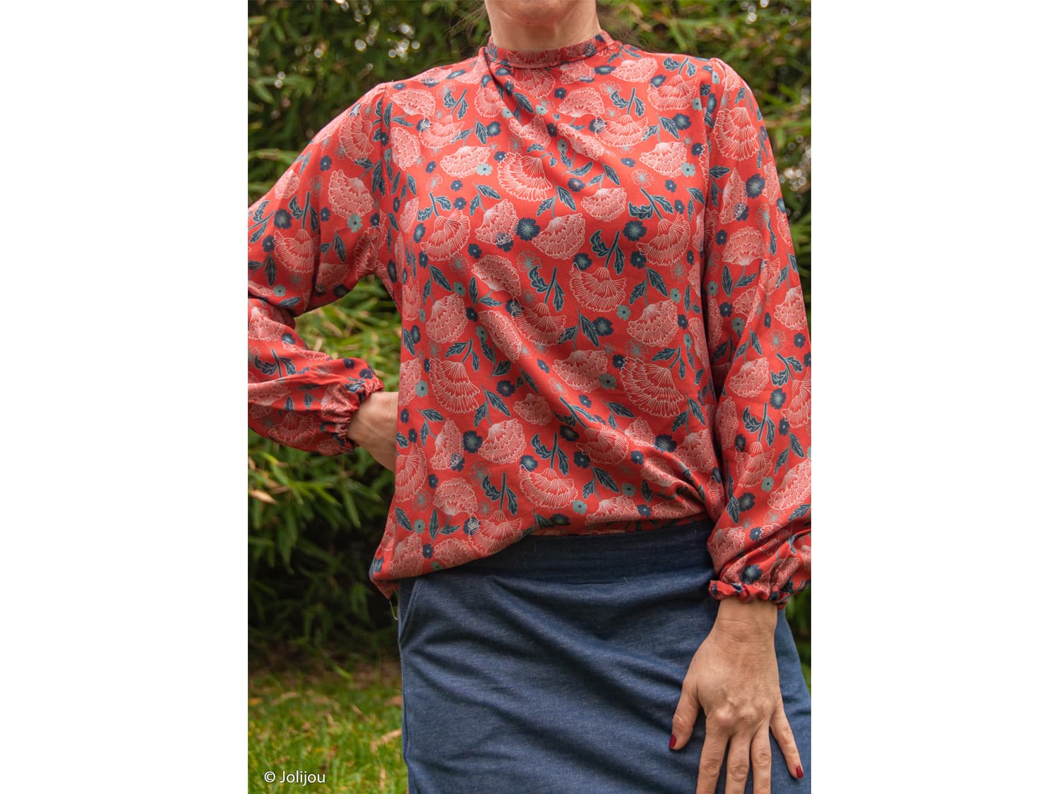 stoff-viskose-webware-swafing-jolijou-blumen-mable-orangerot-naehbeispiel