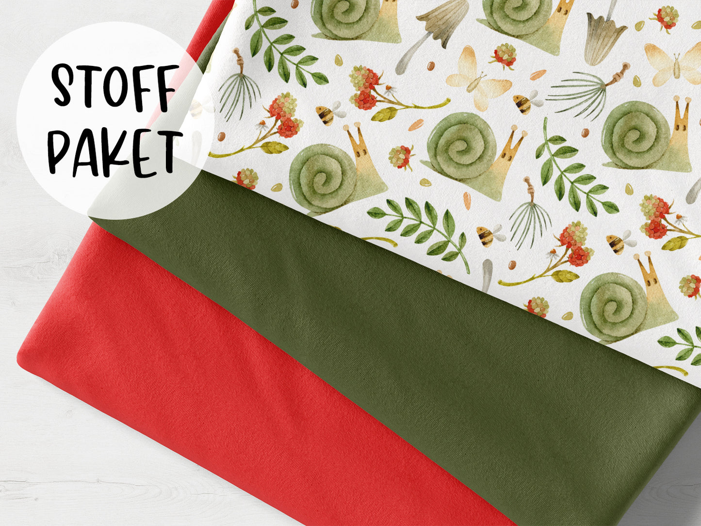 autumn fabric bundle scallop red - Stoffpaket with red and green Jersey fabric and snail pattern.