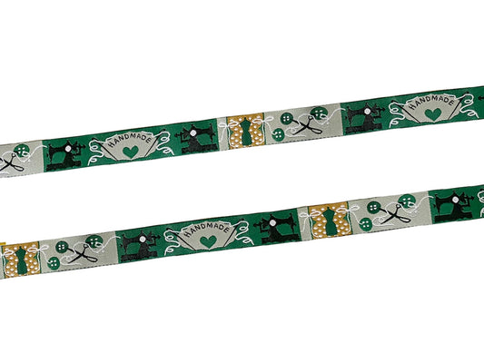 webband-band-zierband-dekoband-handmade-naehmaschine-knoepfe-gruen