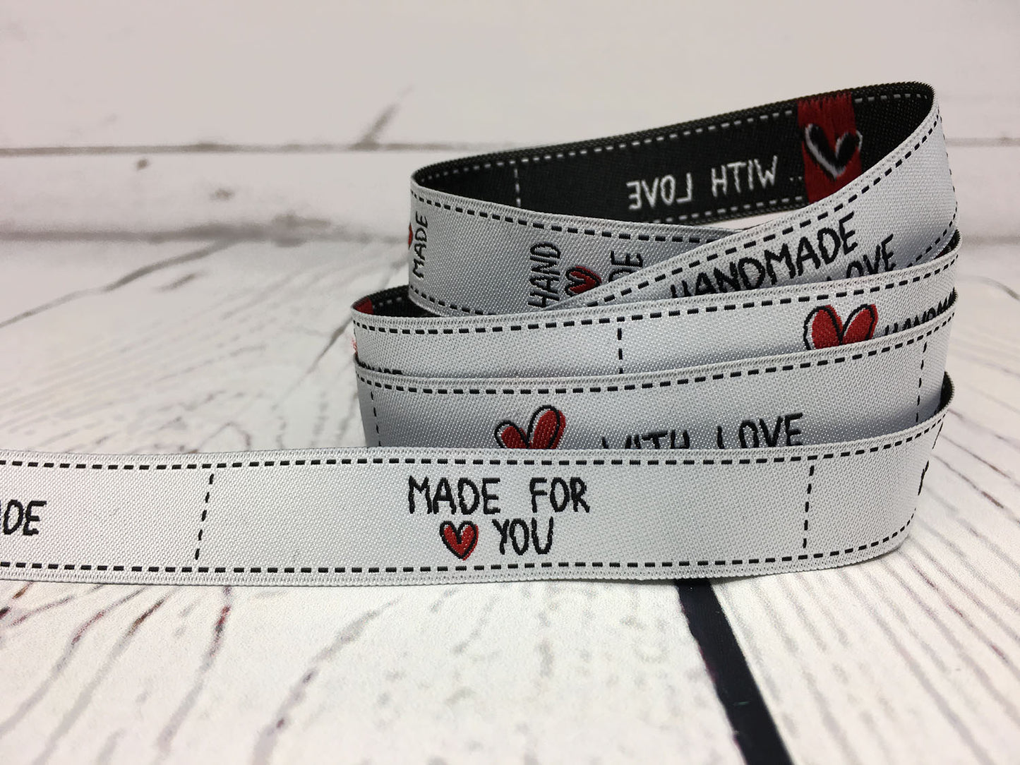 RESTSTÜCK Webband hellgrau - Handmade Labels ca. 1,90m, perfekte dekorative Labels für kreative Projekte.